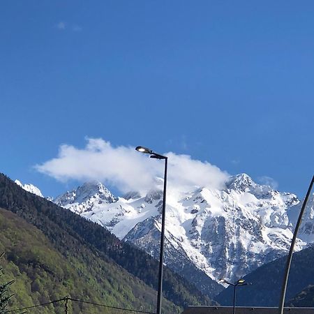 Appart T 3 Bagneres-De-Luchon Vue Montagne - Piscine Mi Juin المظهر الخارجي الصورة
