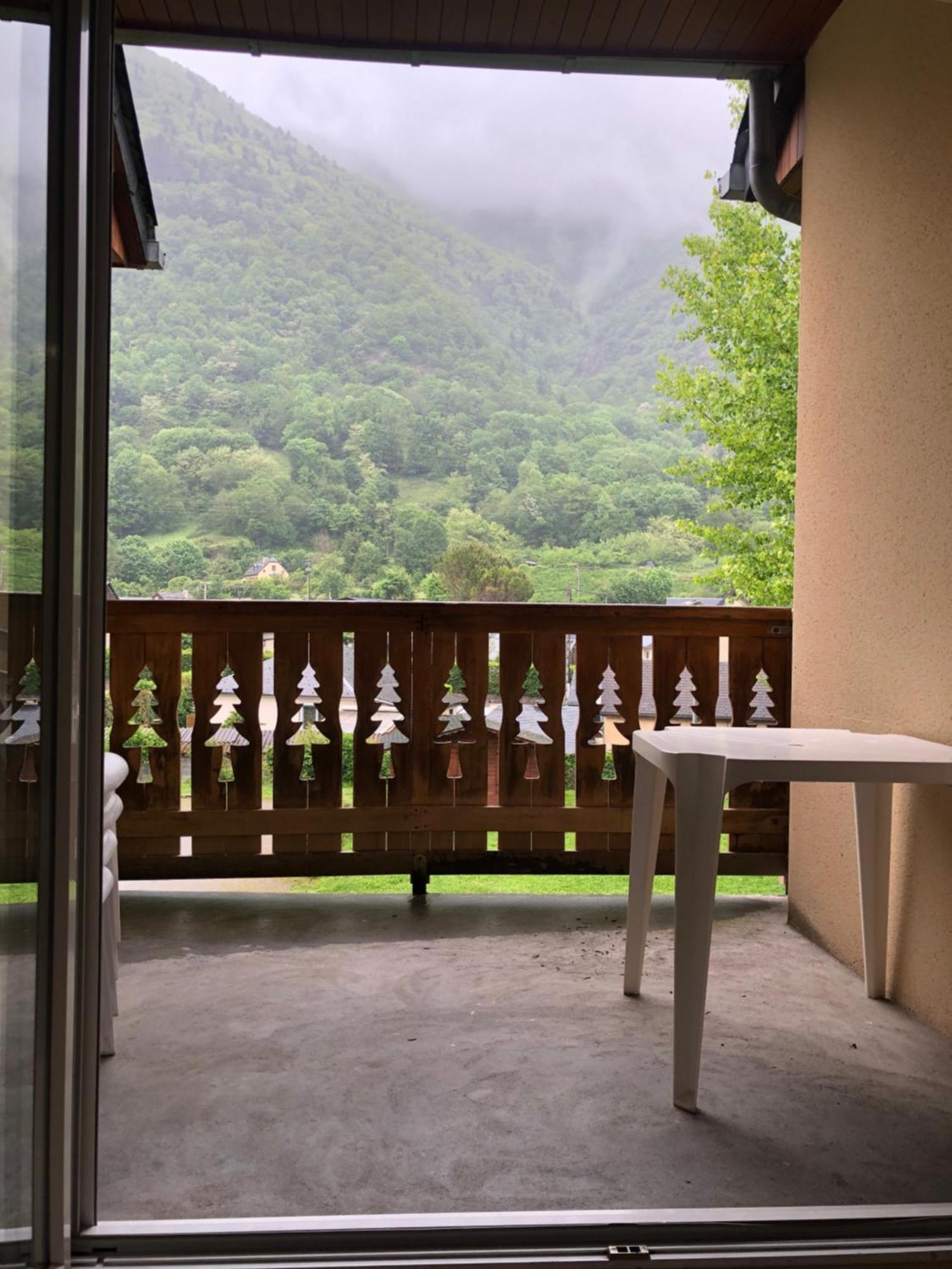 Appart T 3 Bagneres-De-Luchon Vue Montagne - Piscine Mi Juin المظهر الخارجي الصورة